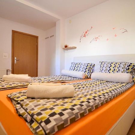 Blacksmith Apartment + Free Private Parking SJJ Buitenkant foto