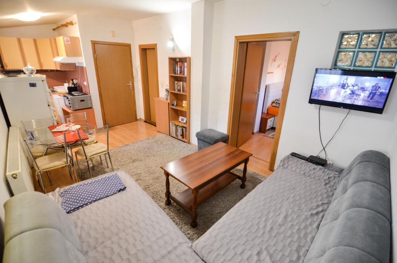 Blacksmith Apartment + Free Private Parking SJJ Buitenkant foto