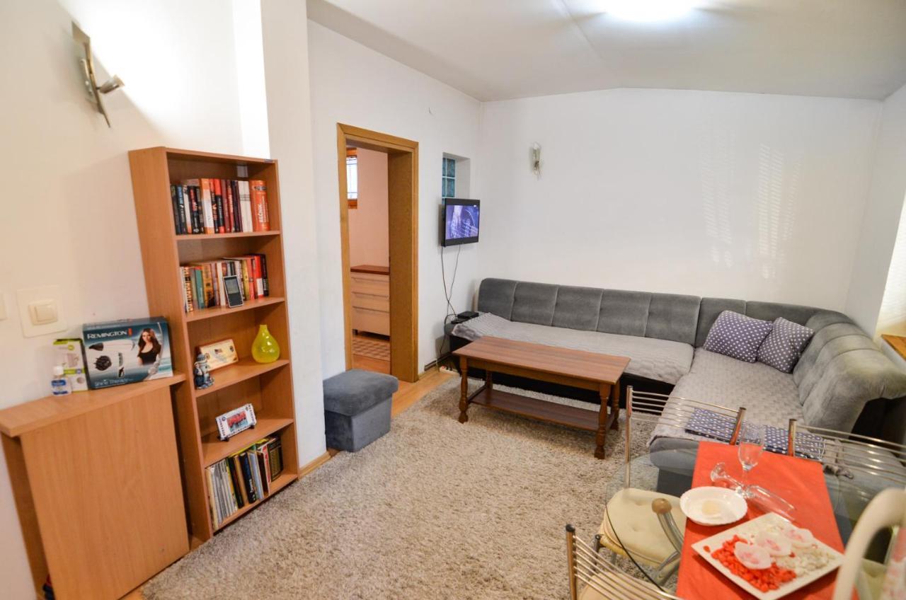 Blacksmith Apartment + Free Private Parking SJJ Buitenkant foto