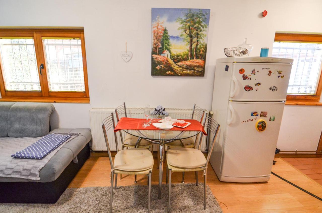 Blacksmith Apartment + Free Private Parking SJJ Buitenkant foto